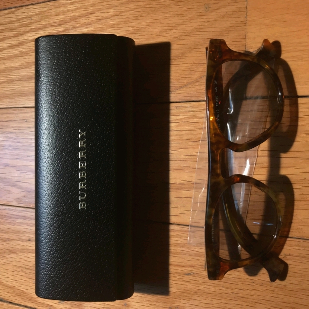 Burberry Shades